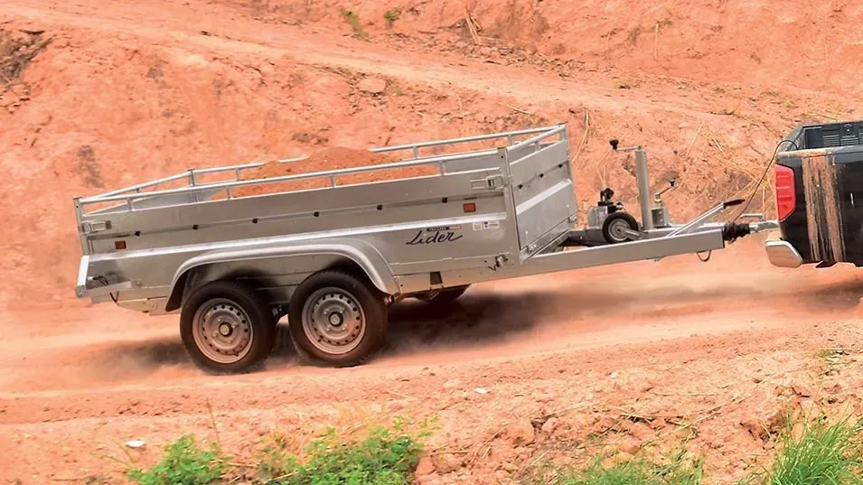 Remorques près de Domfront en Poiraie